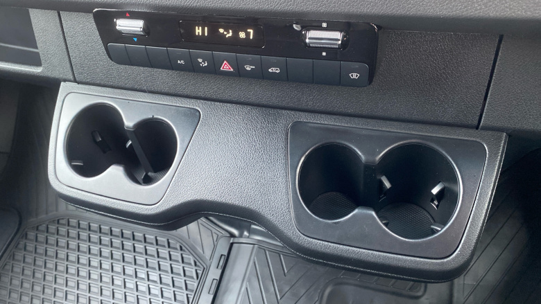 Mercedes-Benz Sprinter 315Cdi L2 Diesel Rwd 3.5t H2 Select Van